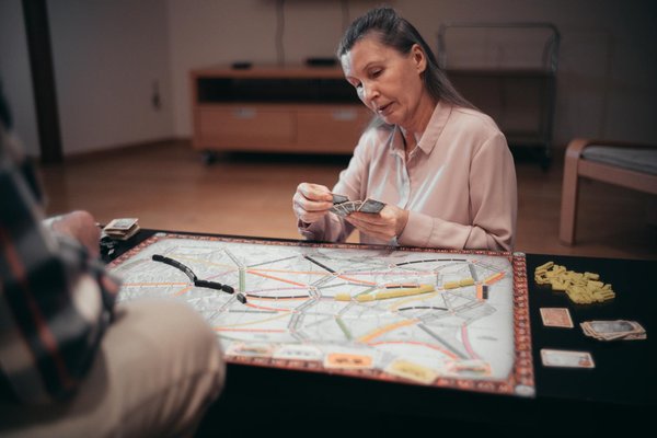 Peut-on trouver une maison de vacances au Portugal avec des cours de peinture sur céramique et des visites de vignobles?